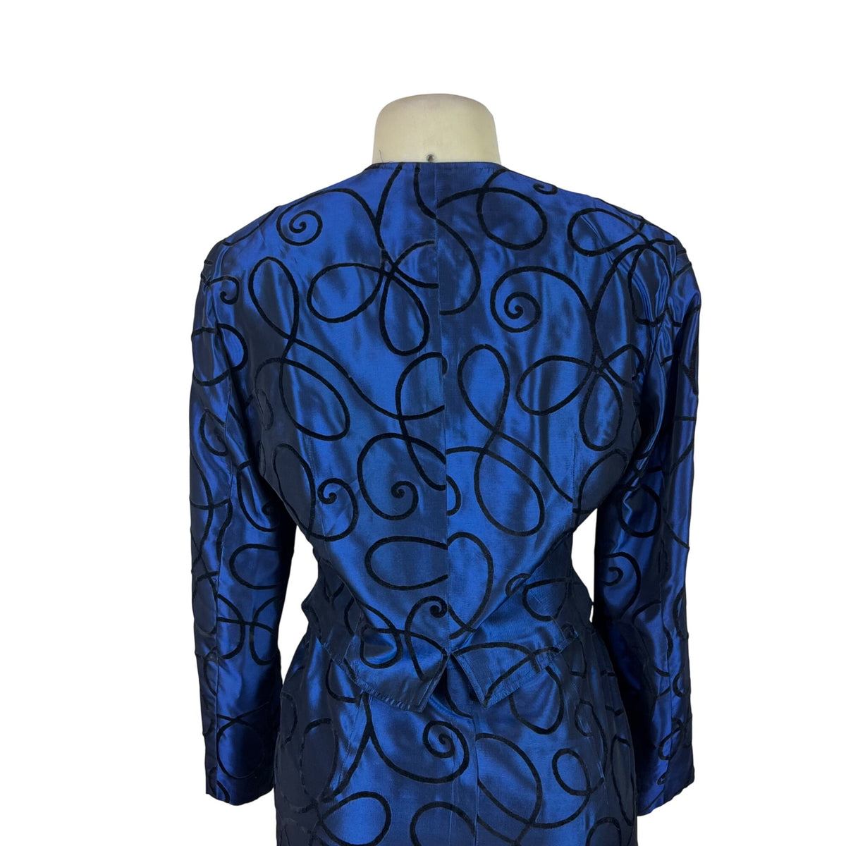Tahari Vtg Blue Set With Black Swirl Design Details Blazer sz 15 Skirt sz 10
