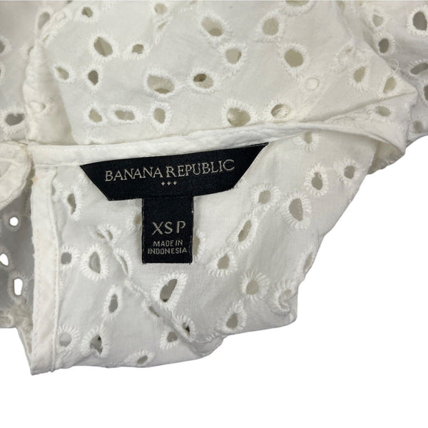 Banana Republic Womens White Eyelet Top With Ruffle Sleeves Sz XSP