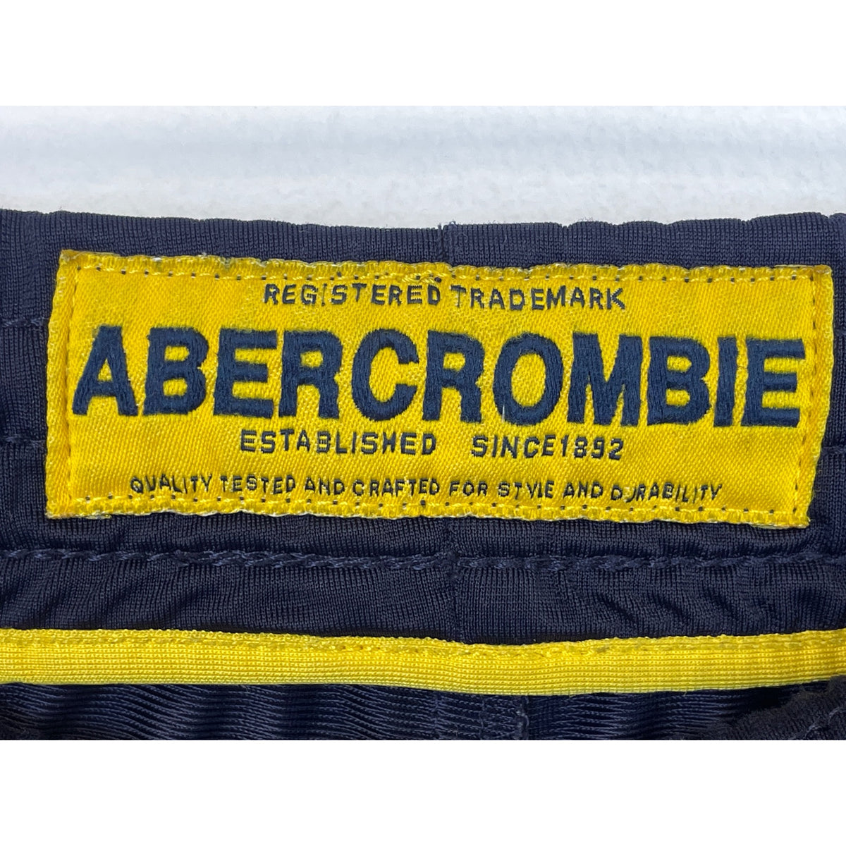 Abercrombie Mens Navy/Yellow Drawstring Athletic Shorts W/Side Stripes Casual Durable L