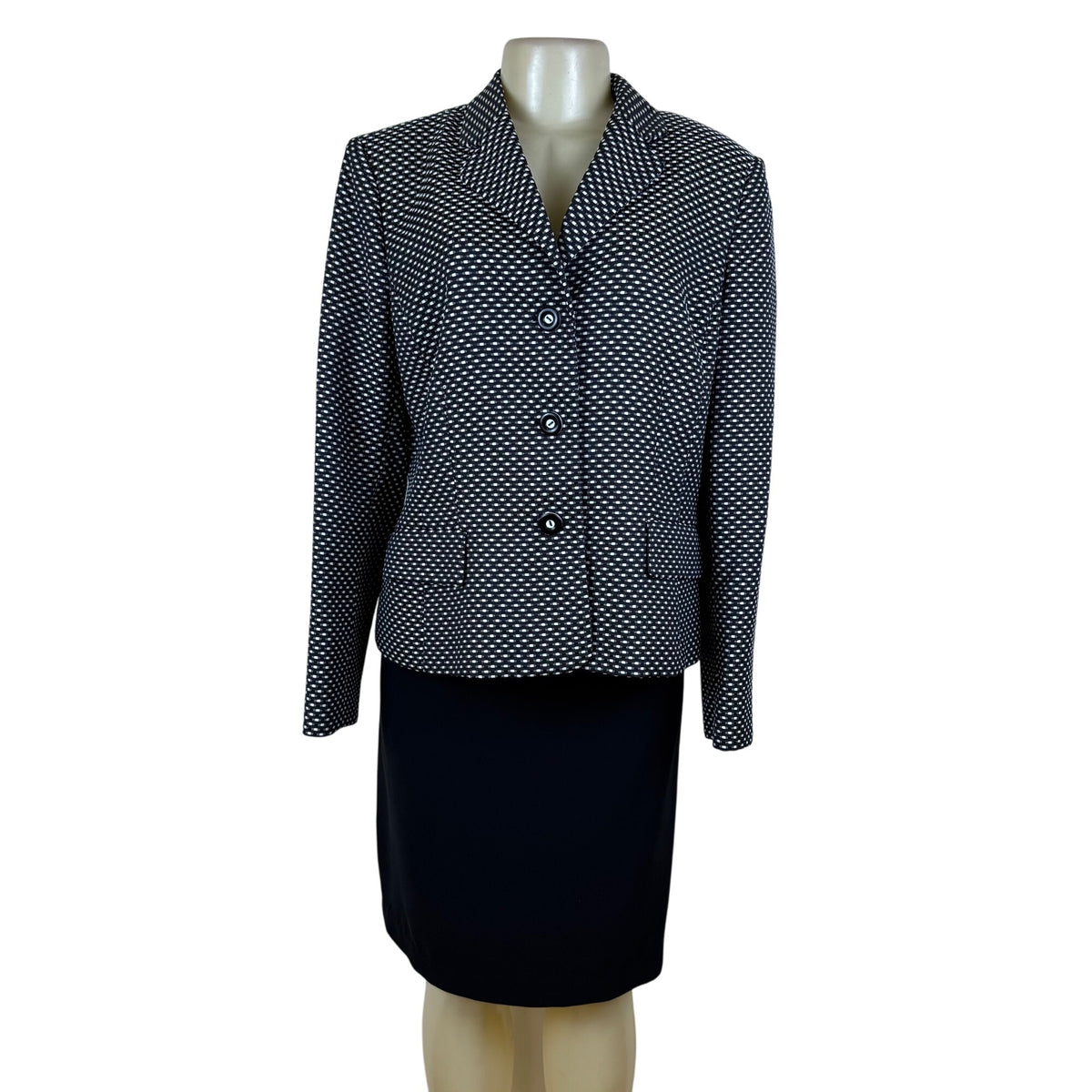 Evan- Picone Women’s Black & White Blazer & Skirt Set Classic Design Size 16