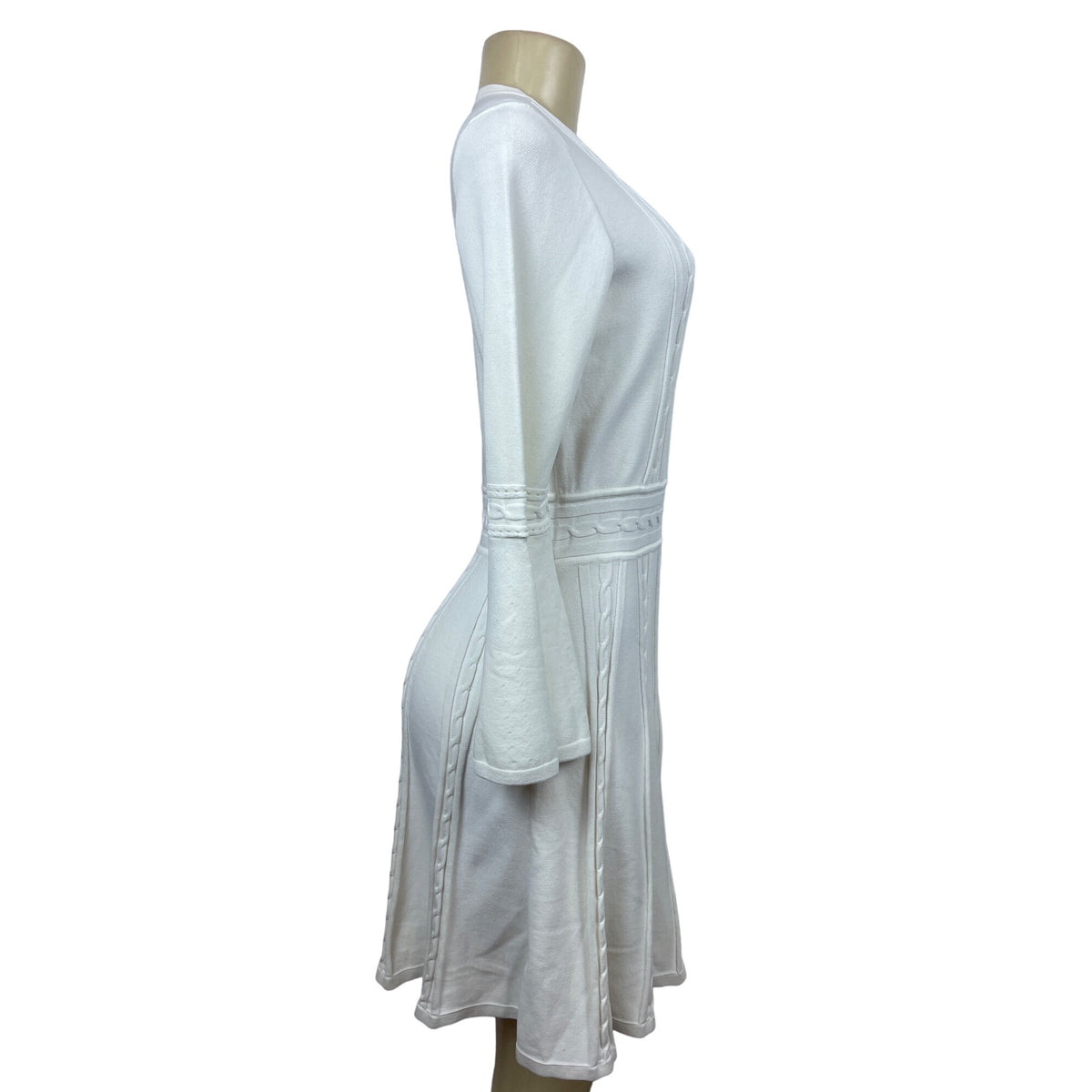Eliza J Women’s White Ivory Knit Bell Sleeves  Dress Sz M New