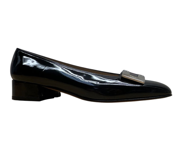 Salvatore Ferragamo Womens Black Patent Leather Silver Buckle Loafers Sz 5.5 B