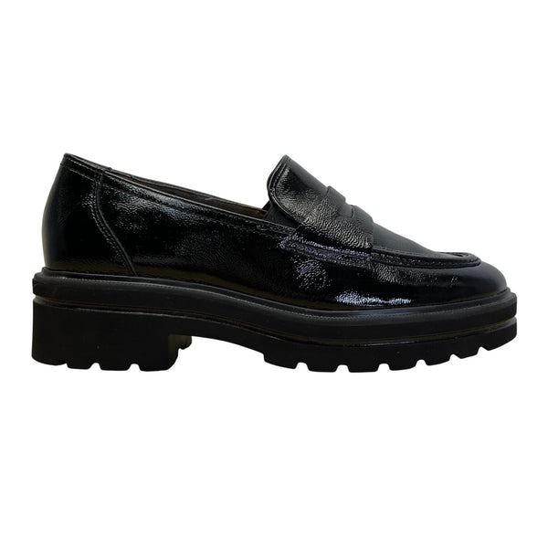 Paul Green Womens Black Patent Leather With Chunky Lug Sole Loafers Size 5