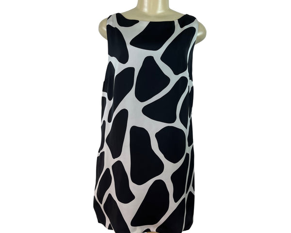 Black & White Sleeveless Shift Dress With Back Zipper Closure By Bebe Tailor