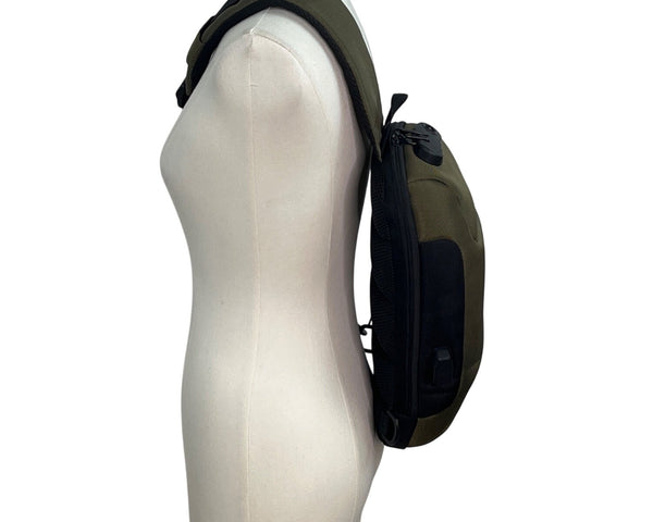 Ozuko Green  Waterproof Fabric Anti-Theft USB Port Compact Crossbody Backpack