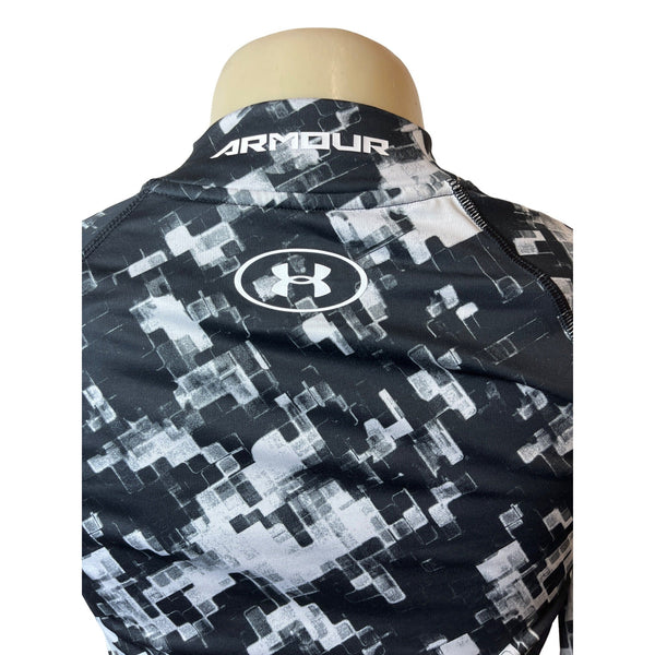 Under Armour Girl's Youth Black & White Digital Camo Design Shirt YLG Large
