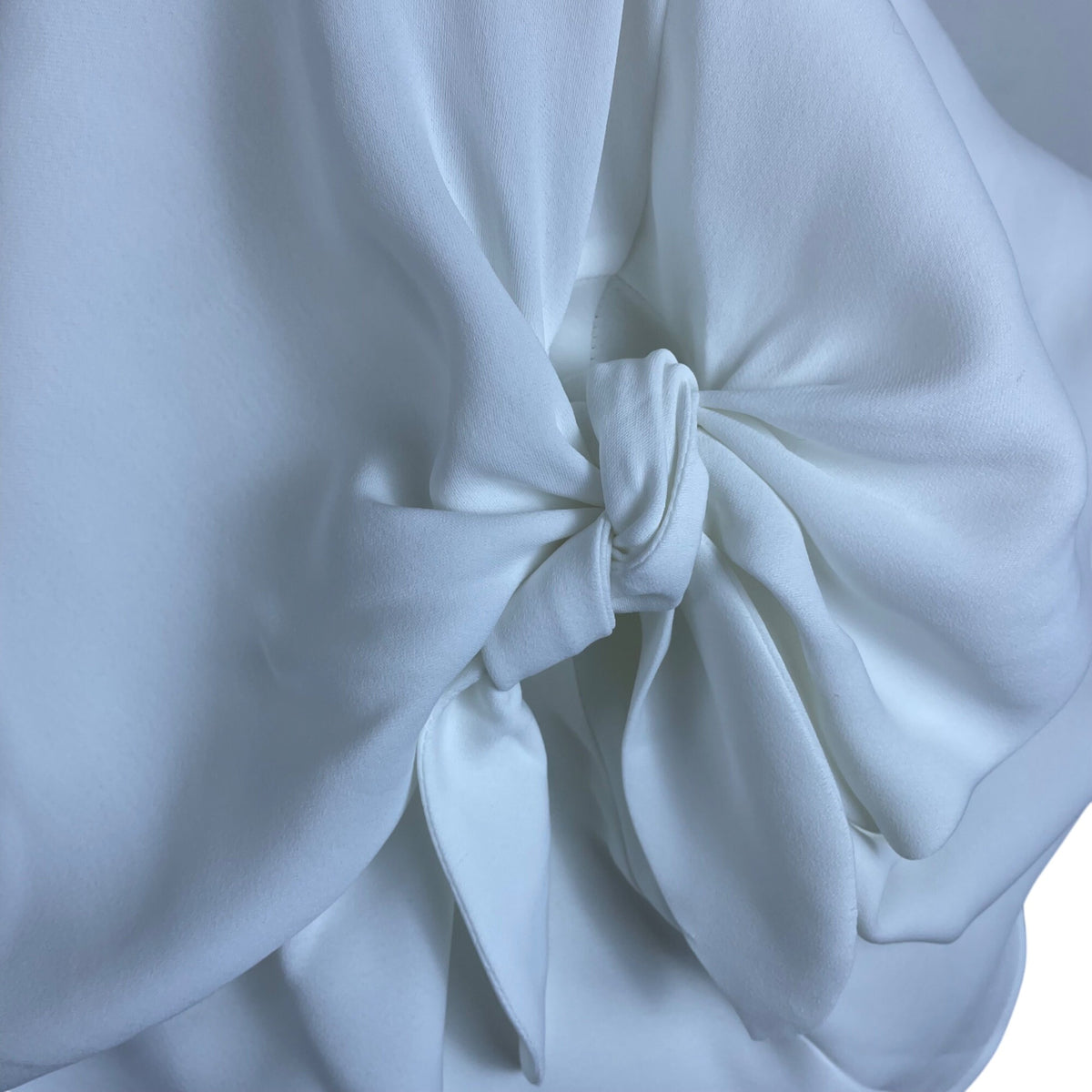 Liz Claiborne Women's White Sleeveless Top With Front Tie Detail Size L