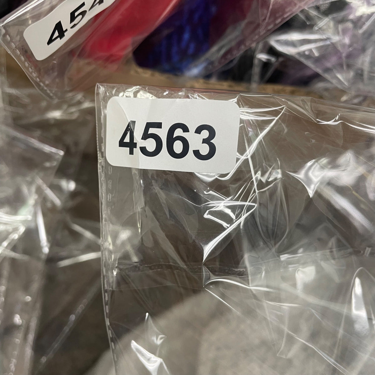 Liz Claiborne Women's White Sleeveless Top With Front Tie Detail Size L