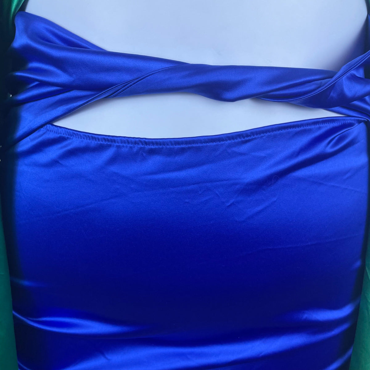 Fashion To Figure Green & Blue Women's Cutout Mini Dress With Long Sleeves Sz 2