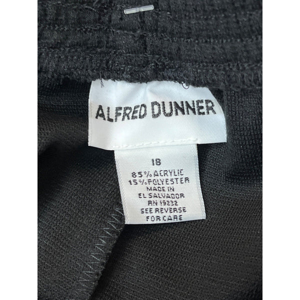 Alfred Dunner Women's Black Proportioned Medium Capri Pants Sz 18 - New