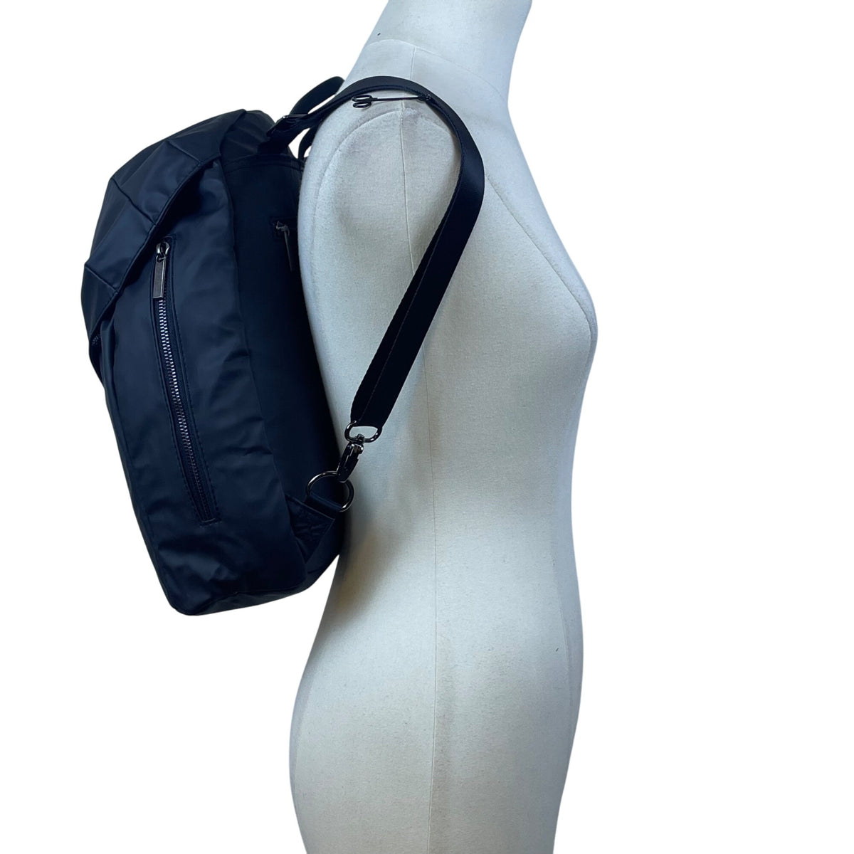 Ashley Black Women’s Black Nylon Secure Adjustable Straps Multi Pockets Backpack