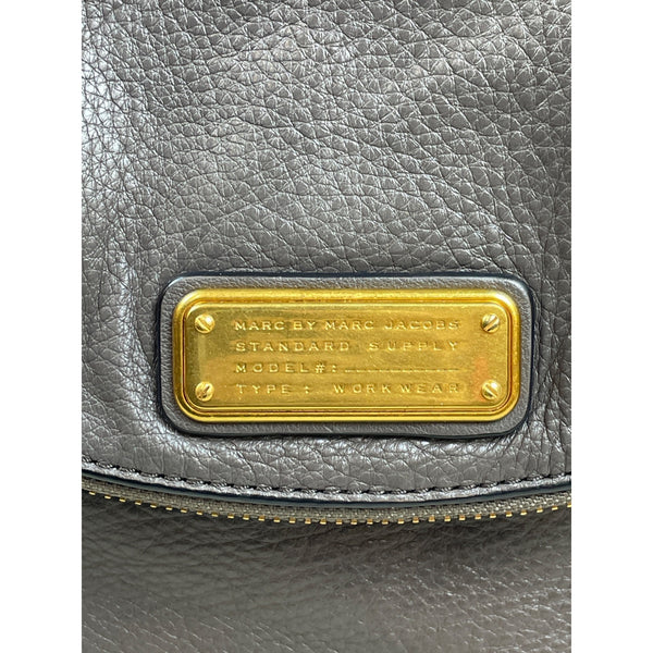 Marc Jacobs Women’s Grey Leather Classic Q Natasha Shoulder Bag Gold Details SzM
