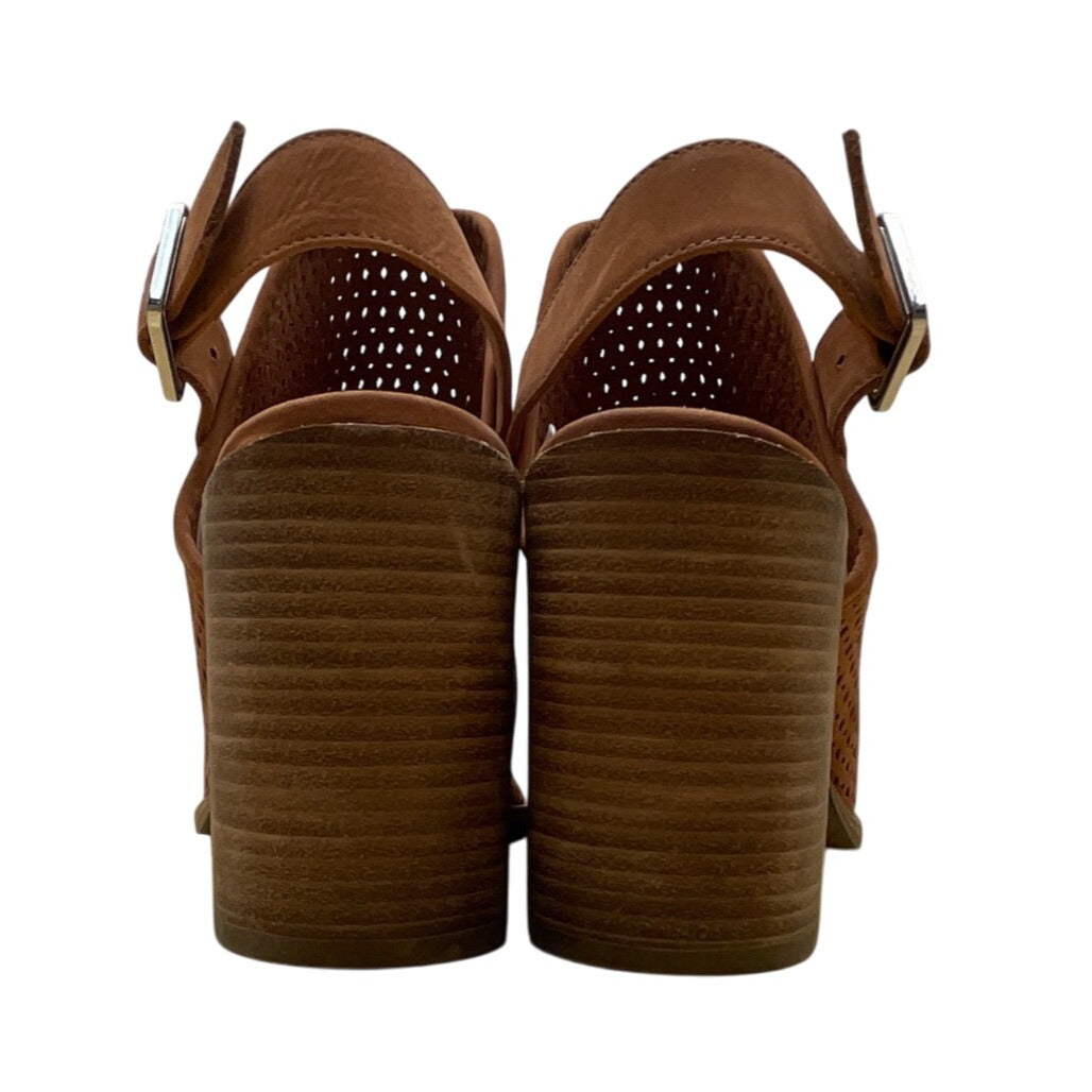 Steve Madden Women’s Brown Perforated Leather Neptune Block Heel Sandals Sz 8.5