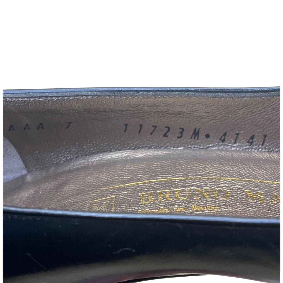 Bruno Magli Women’s Black Leather Peep Toe Heels AAA Narrow Pumps Size 7