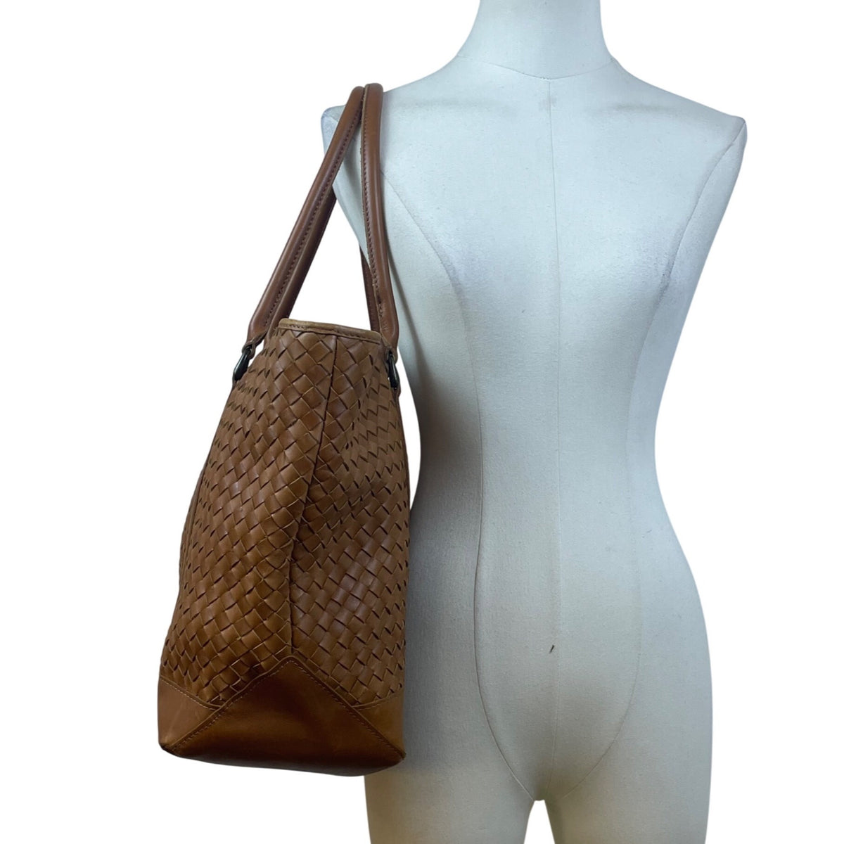 L.L. Bean Women’s Brown Leather Woven With Patterned Fabric Lining Tote Bag