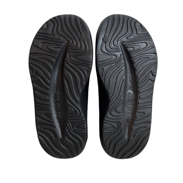Unbranded Women's Black Rubber Slippers Sz 42-43