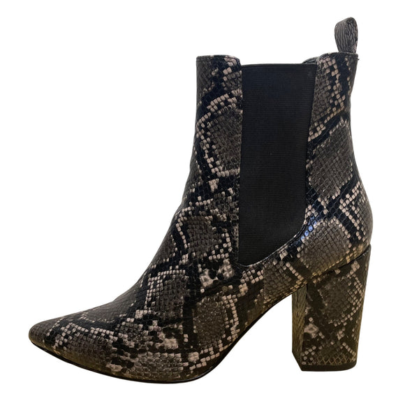 Steve Madden Women’s Black Snakeskin Print Pointed Toe Ankle Boots Size 9.5M