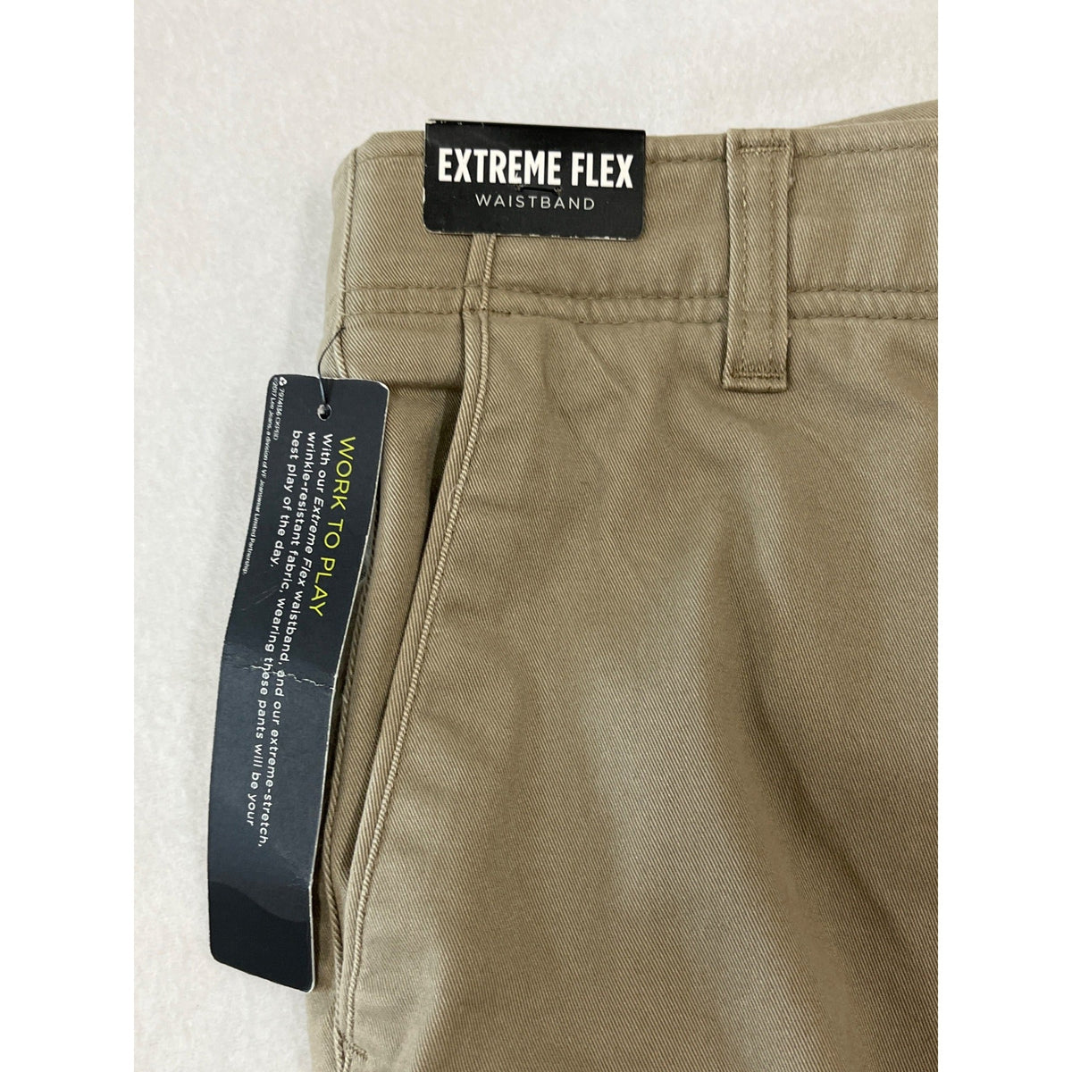 Lee Performance Series Men’s Khaki Relaxed Fit Pants Sz 30x32 - NWT