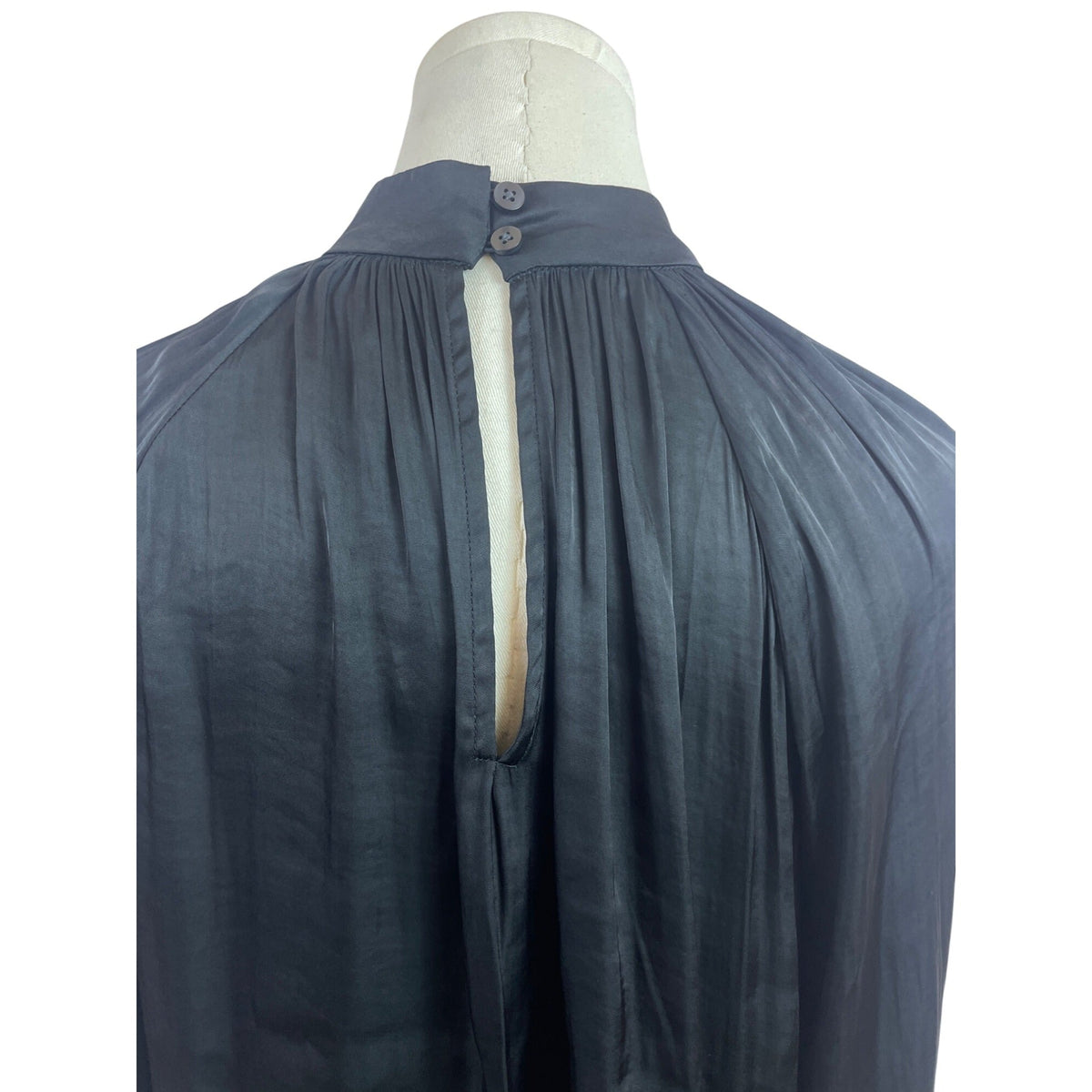 Gap Women’s Black Pleated High Neck Blouse With Button Back Size XS - New