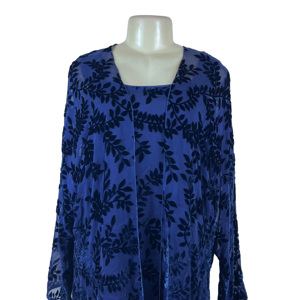 Sara Mique Three-Piece Set Women's Blue Velvet Leaf Patterned Size L