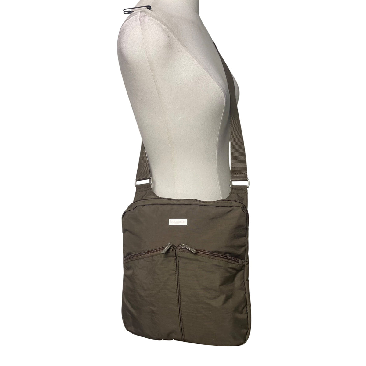 Baggallini Women’s Brown Nylon Adjustable Strap Travel Organizer Crossbody Bag