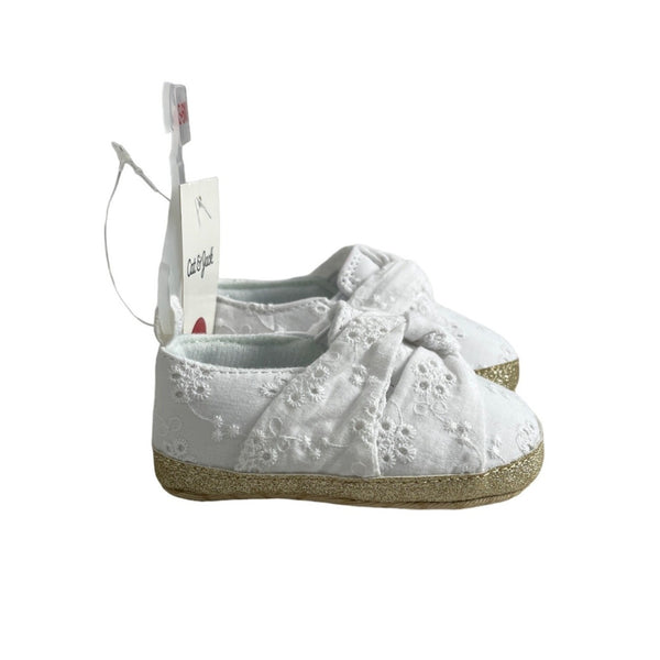 Cat And Jack Toddler Girl's White Tailored Flowers Shoes Sz 3-6M