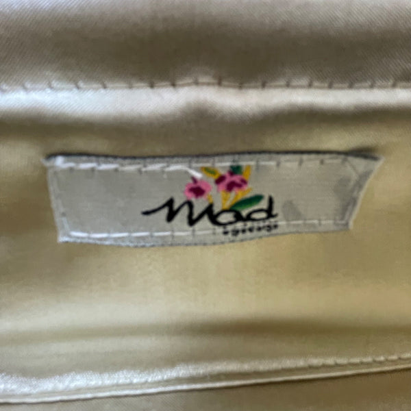 Mad Design Women’s Ivory Multicolor Shell With Tortoise Handle Elegant Clutch