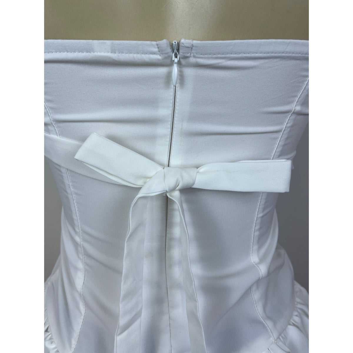 Micas Strapless White Corset Dress With Ruffled Hem & Bow Tie Sz XS  - New
