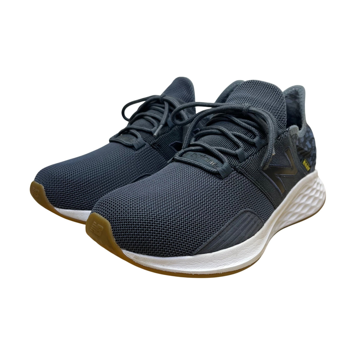 New Balance Men’s Navy Mesh Fresh Foam Roav  Running Sneakers Size 9.5
