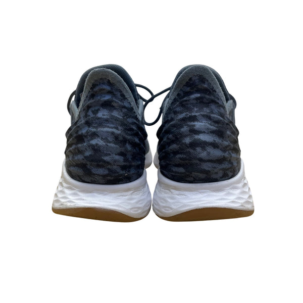 New Balance Men’s Navy Mesh Fresh Foam Roav  Running Sneakers Size 9.5