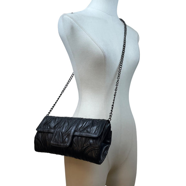 Jessica McClintock Women’s Black Textured Design Chain Strap Evening Clutch Bag