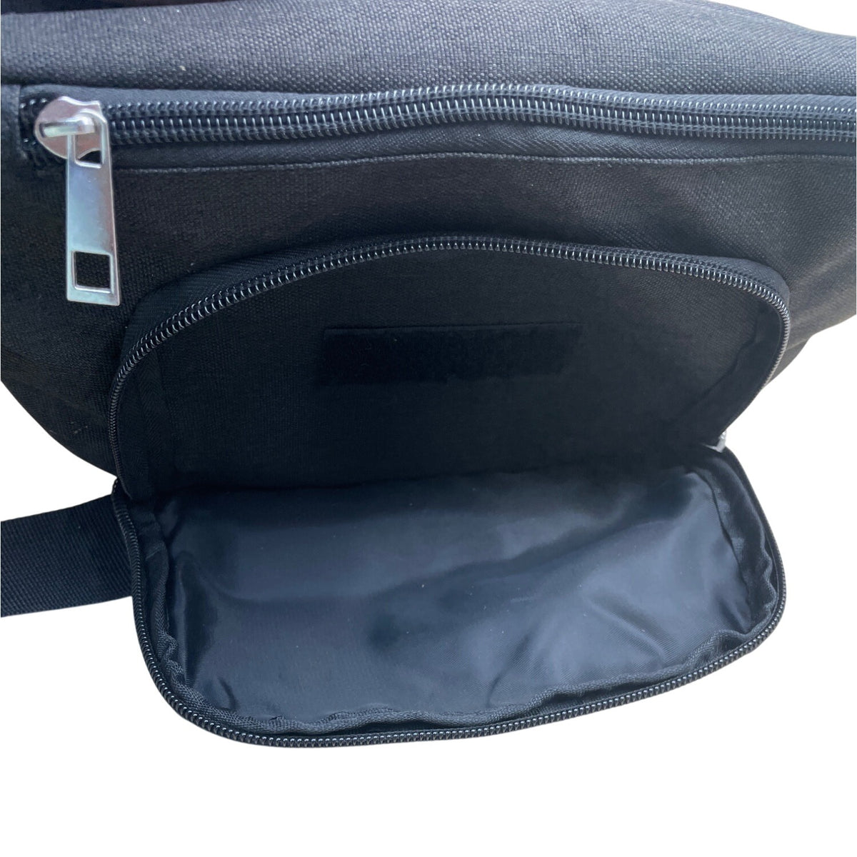 Suessie Black Diaper Bag With Waterproof Changing Pad Fanny Pack Size M
