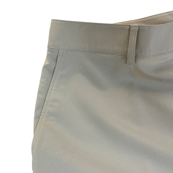 Under Armour Mens Beige Flat Front Golf Pants Lightweight Size 44 - New