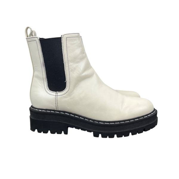 Marc Fisher Ivory White Leather/Textile Womens Chelsea Boots Size 7M