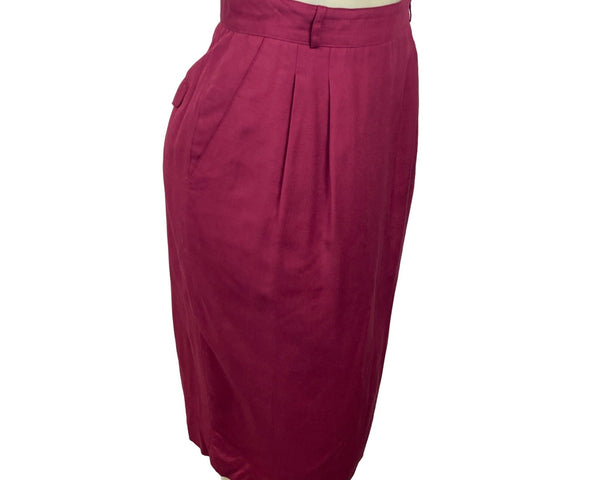 Liz Claiborne Women's Wine Red Classic Pencil Shape Pleated Skirt Sz 10