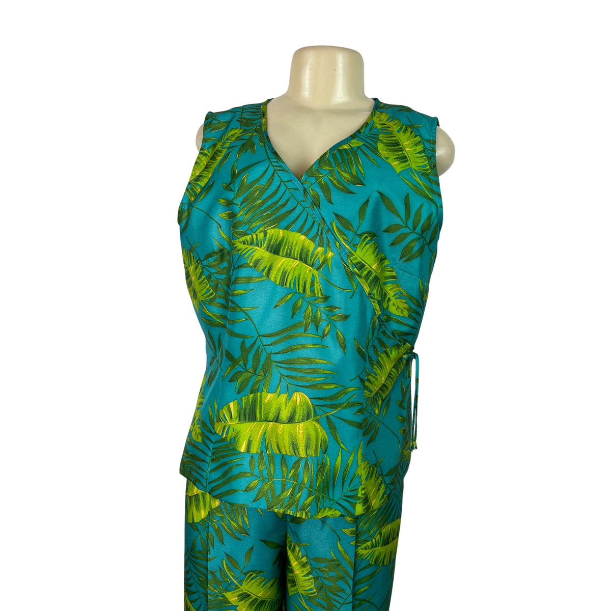 Sag Harbor Womens Blue Tropical Set W/ Wrap Shirt & High-Waisted Pants Size 14