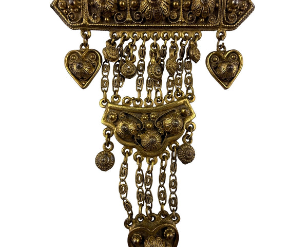 Rice-Weiner Etrusceana Dangling Gold Tone Filigree Brooch With Heart Charms