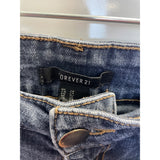 Forever 21 Womens Distressed Denim Shorts Red Bandana Accent Pockets Comfortable Size 29