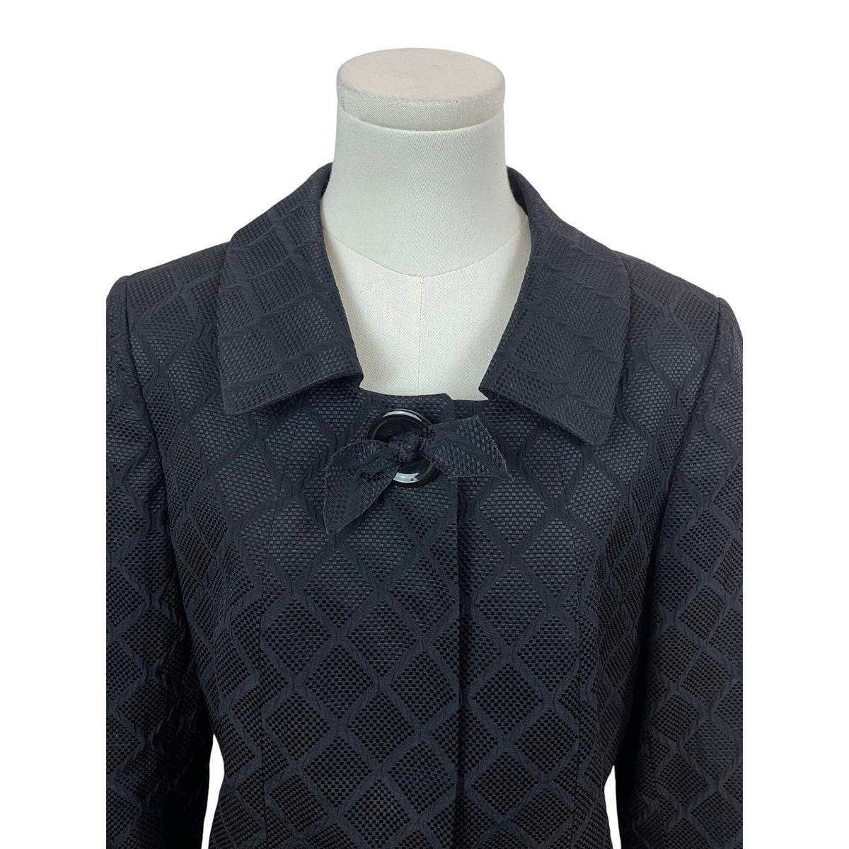 Tahari Arthur S. Levine Womens Black Diamond Blazer Textured JBSize 8 Long Sleeves