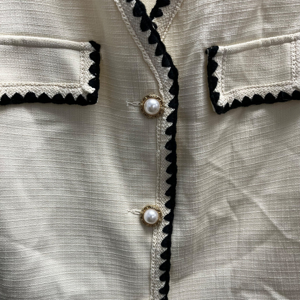 Pearl Button Trimmed Womens Cream & Black Short Sleeve Top Medium Polyester