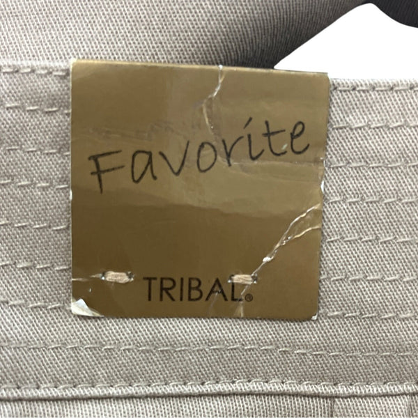 Tribal Women's Favorite Beige Capri Shorts Size 16 - New