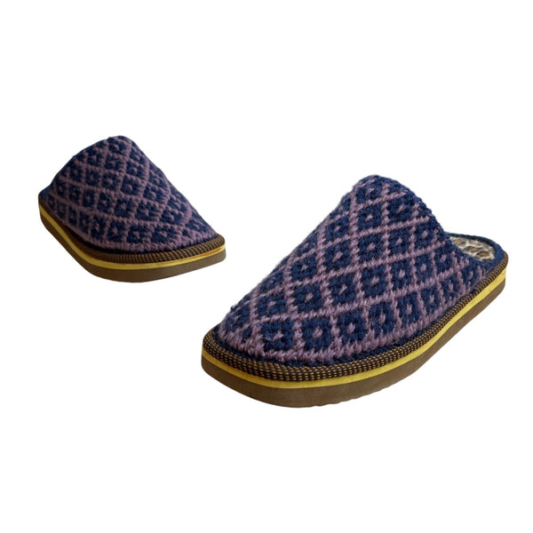 Women's Purple And Blue Wooven Quilted Pattern Slippers Sandals Size 9.5/10