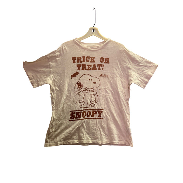 American Eagle Womens White Snoopy Trick Or Treat Graphic Halloween T-Shirt Size M