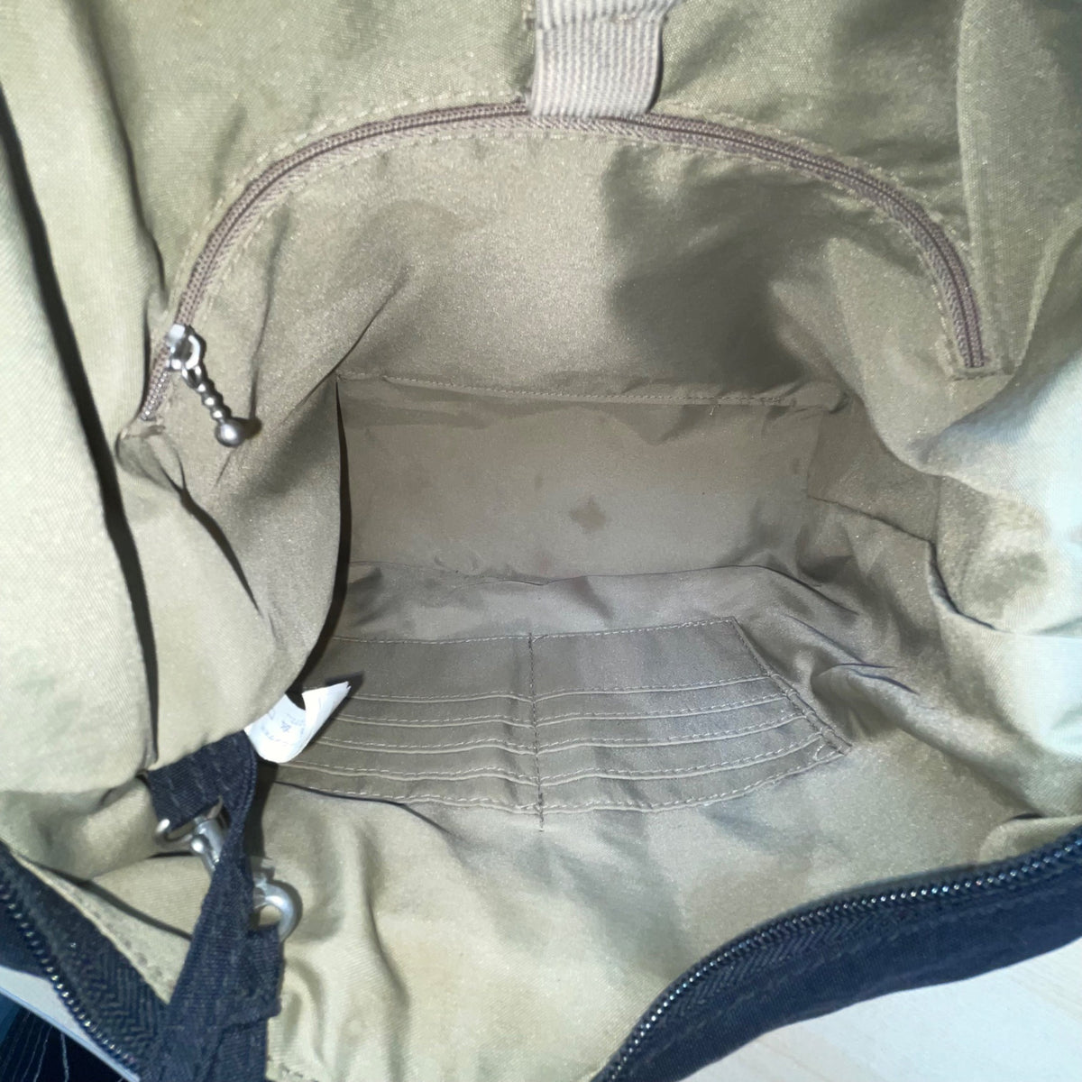 Baggallini Women’s Black Nylon Multi-Pocket Adjustable Crossbody Bag Size M