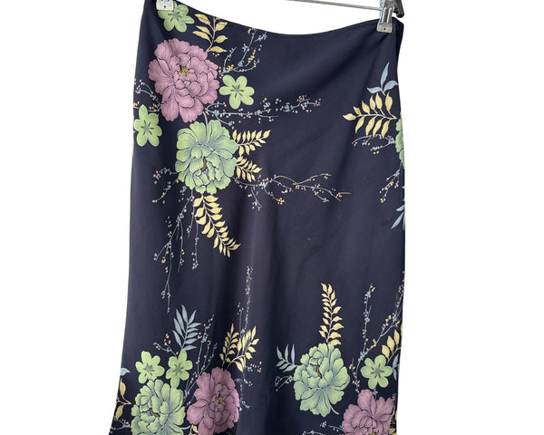 Bandolino Women’s Black Floral Polyester Skirt Size 10 Lightweight Made In Hong Kong