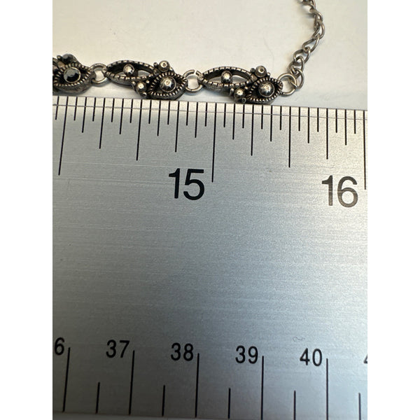 Vtg Victorian Silver Tone Necklace with Faux Pearls and Black Rhinestones 16in