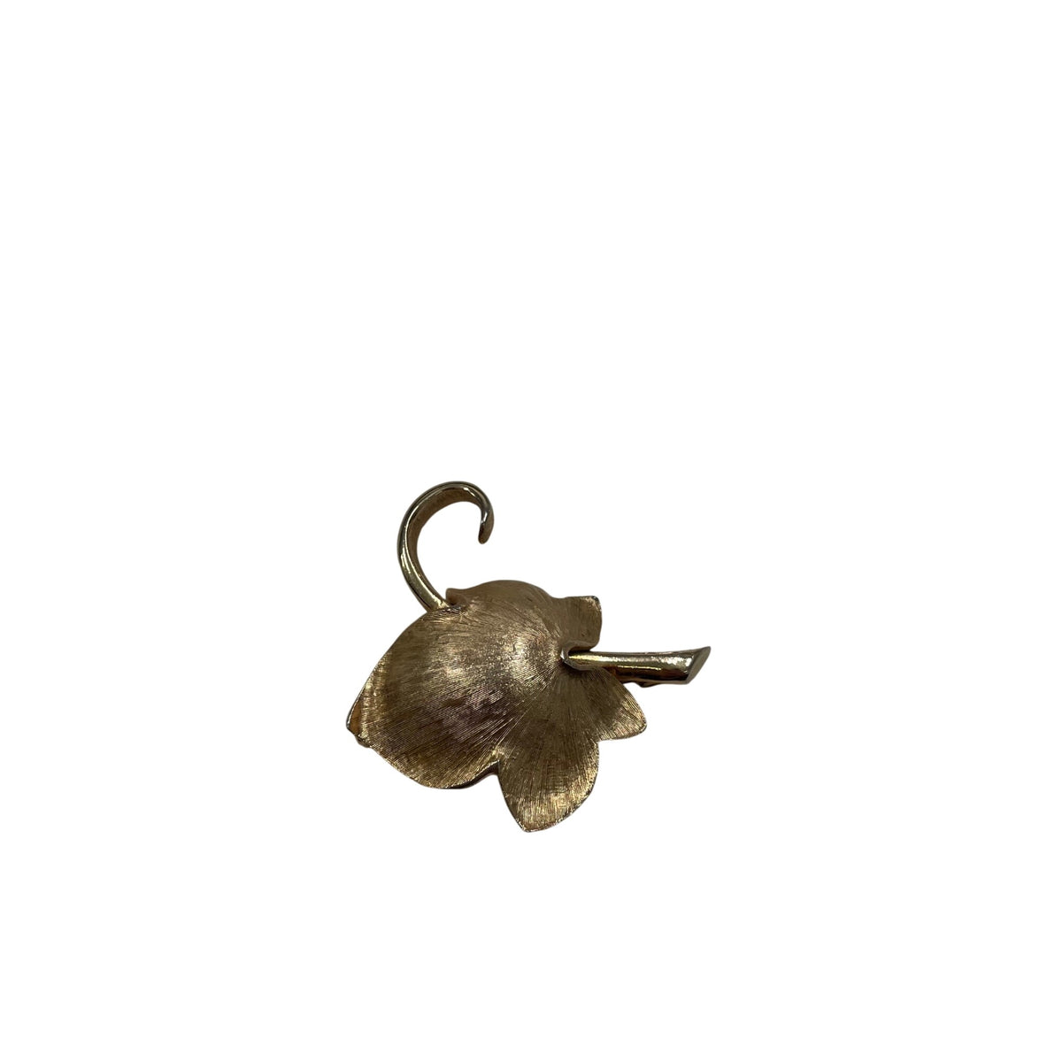 Vintage Gold Tone Brooch Womens Floral Design Metal Hook Accent Elegant Accessory