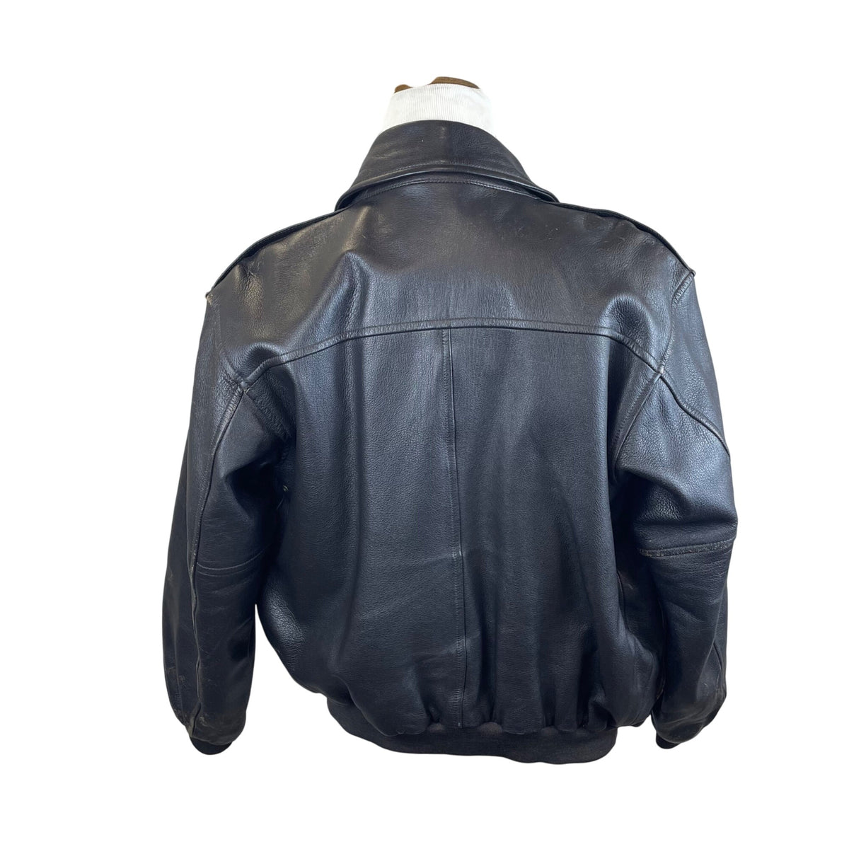 L.L. Bean Mens Black Goatskin Leather Bomber Jacket Insulated Warm Durable Sz M