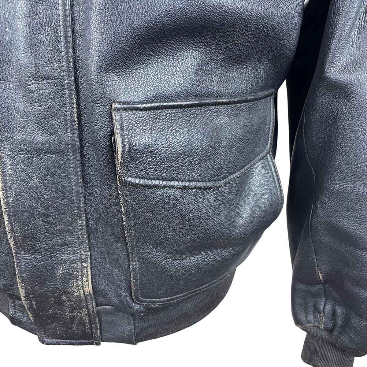 L.L. Bean Mens Black Goatskin Leather Bomber Jacket Insulated Warm Durable Sz M