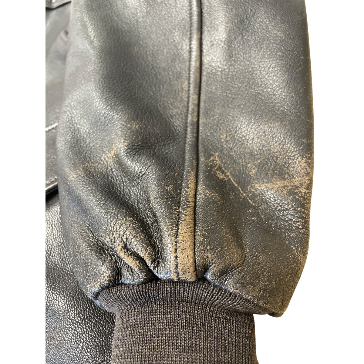 L.L. Bean Mens Black Goatskin Leather Bomber Jacket Insulated Warm Durable Sz M